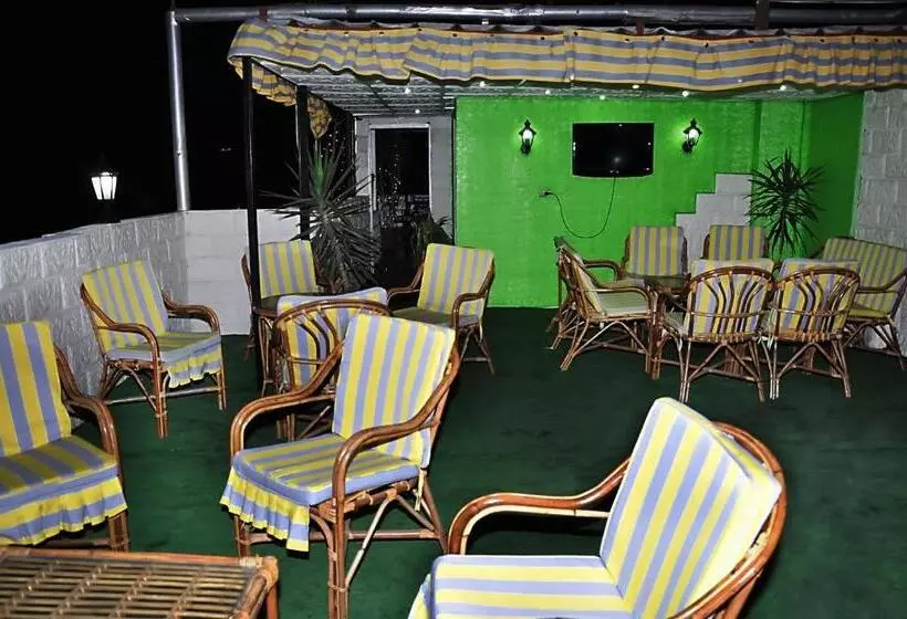 Fotos del hotel Happy City:  5