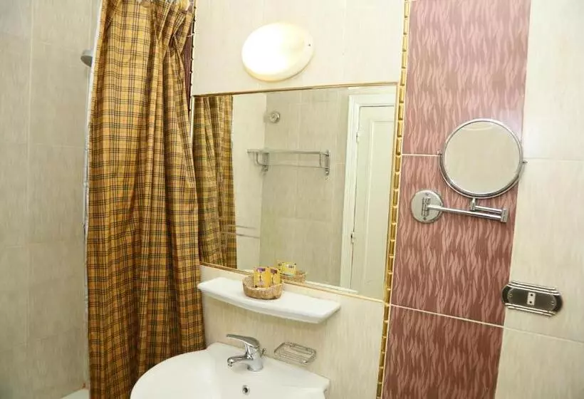 Fotos del hotel Happy City:  12