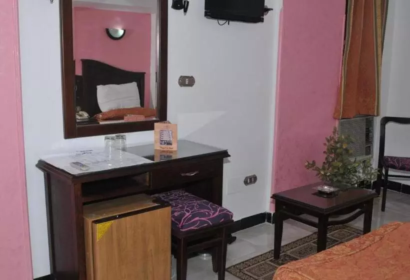 Fotos del hotel Happy City:  24