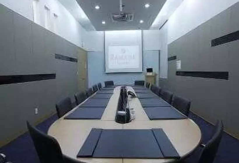 Fotos del hotel Ramada By Wyndham Dongtan:  5