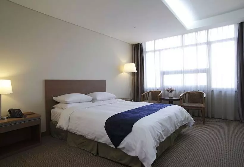 Fotos del hotel Ramada By Wyndham Dongtan:  16