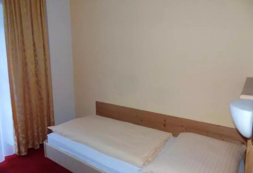 Fotos del hotel Unterwirt:  13