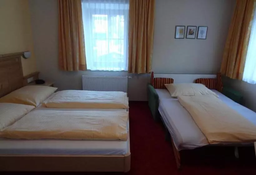 Fotos del hotel Unterwirt:  9