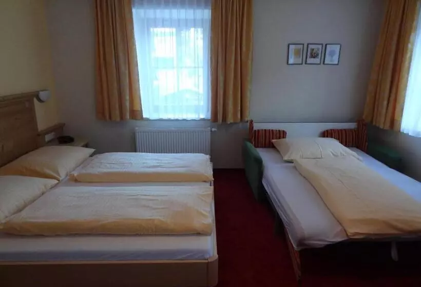 Fotos del hotel Unterwirt:  20