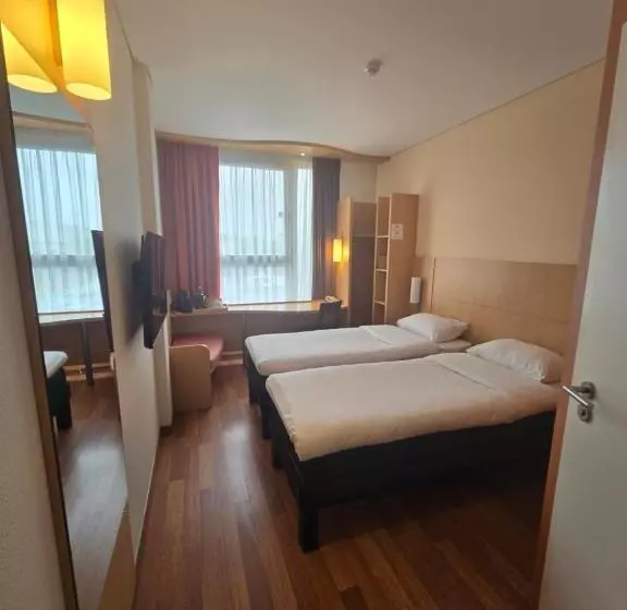 Fotos del hotel Ibis Kaunas Centre:  25