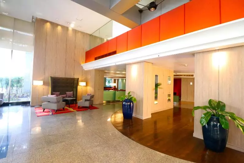 Fotos del hotel Siri Sathorn Bangkok By Uhg  Sha Extra Plus:  4