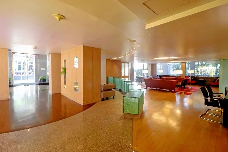 Fotos del hotel Siri Sathorn Bangkok By Uhg  Sha Extra Plus:  19