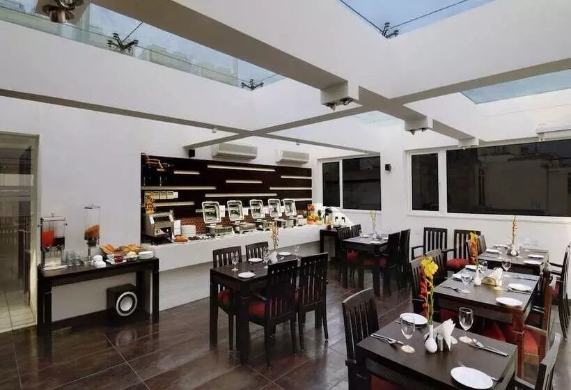 Fotos del hotel Godwin Deluxe:  12