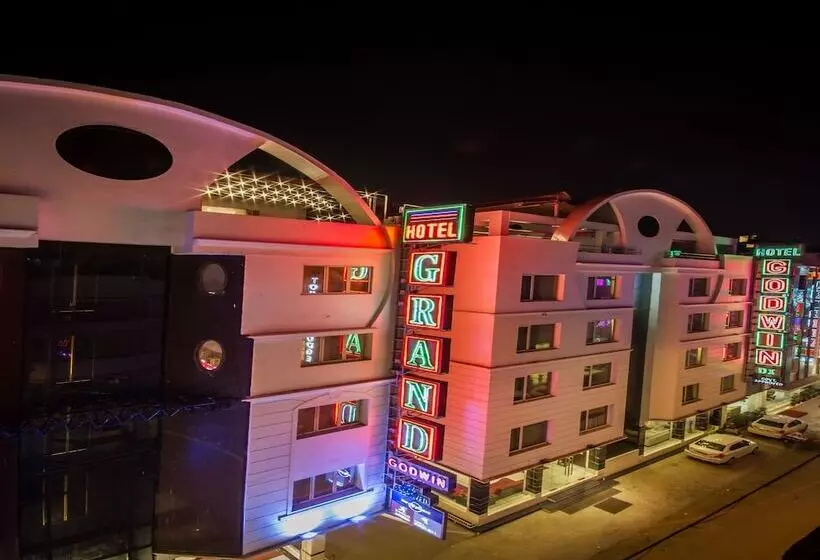 Fotos del hotel Grand Godwin:  12