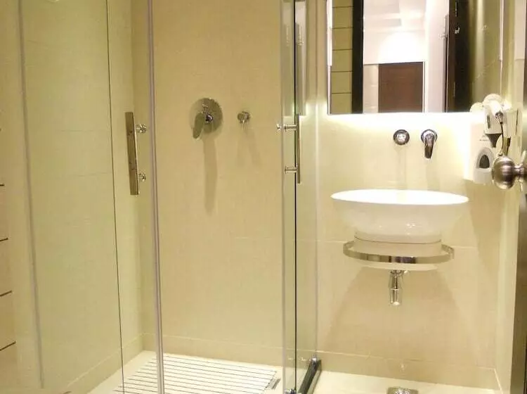 Fotos del hotel Grand Godwin:  24