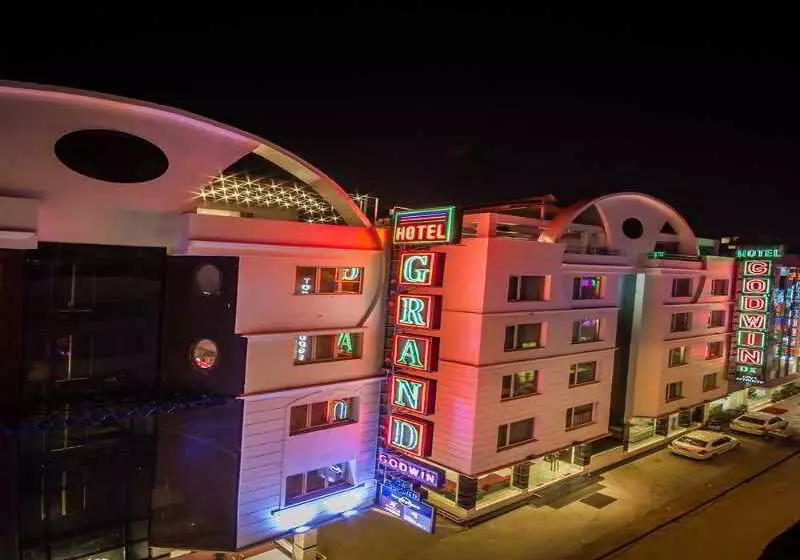 Fotos del hotel Grand Godwin:  7