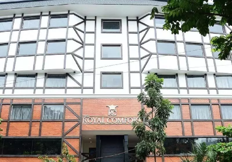 Fotos del hotel The Royal Comfort:  2