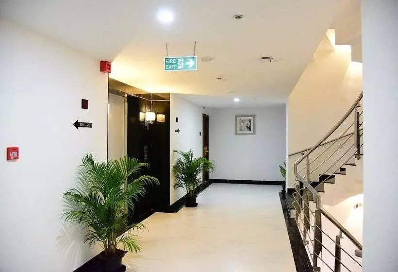 Fotos del hotel The Royal Comfort:  3