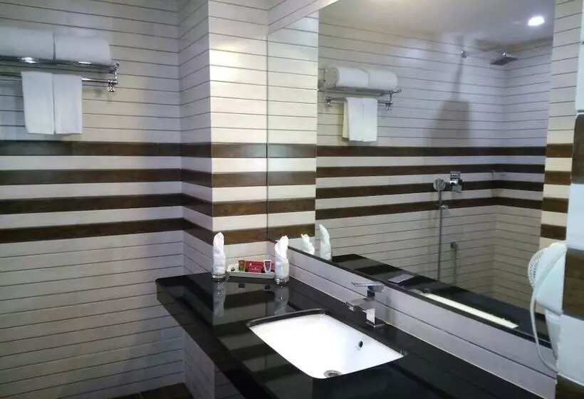 Fotos del hotel The Royal Comfort:  11