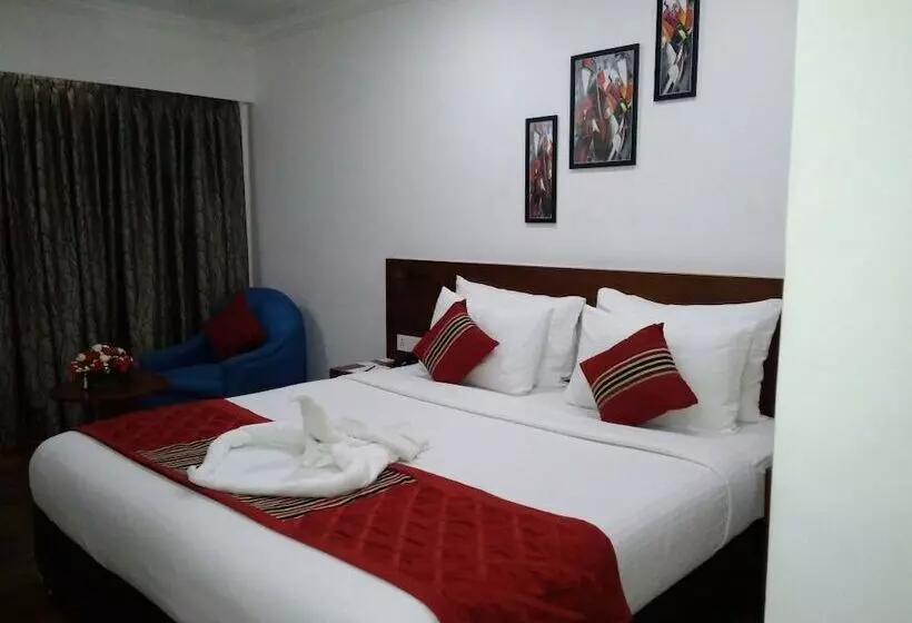 Fotos del hotel The Royal Comfort:  1