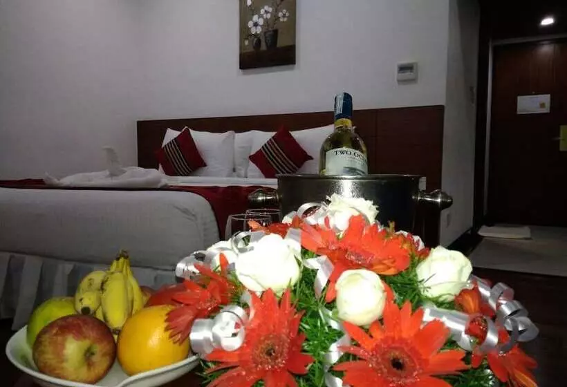 Fotos del hotel The Royal Comfort:  15