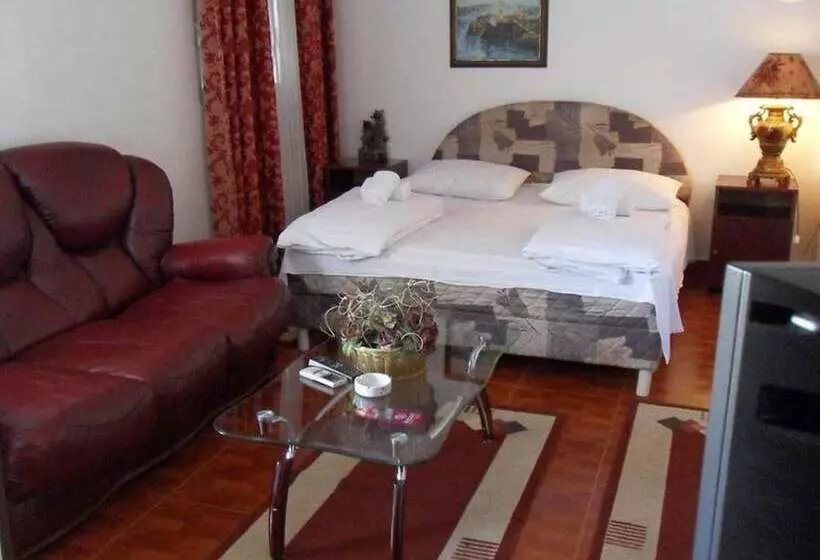 Fotos del hotel Lovcen:  14