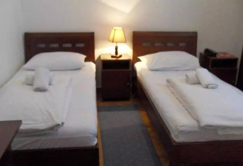 Fotos del hotel Lovcen:  12