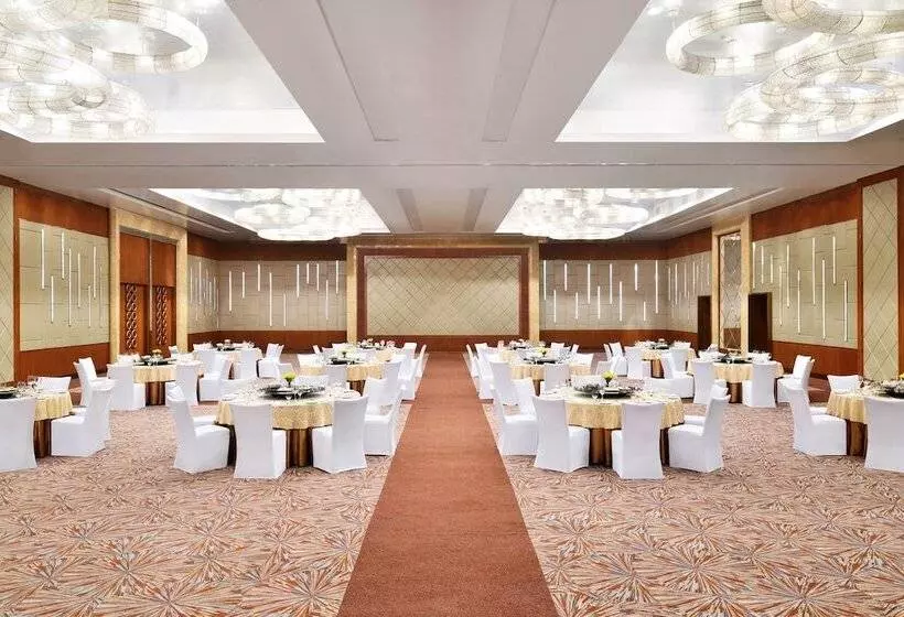 Fotos del hotel Sheraton Grand Bangalore  At Brigade Gateway:  15