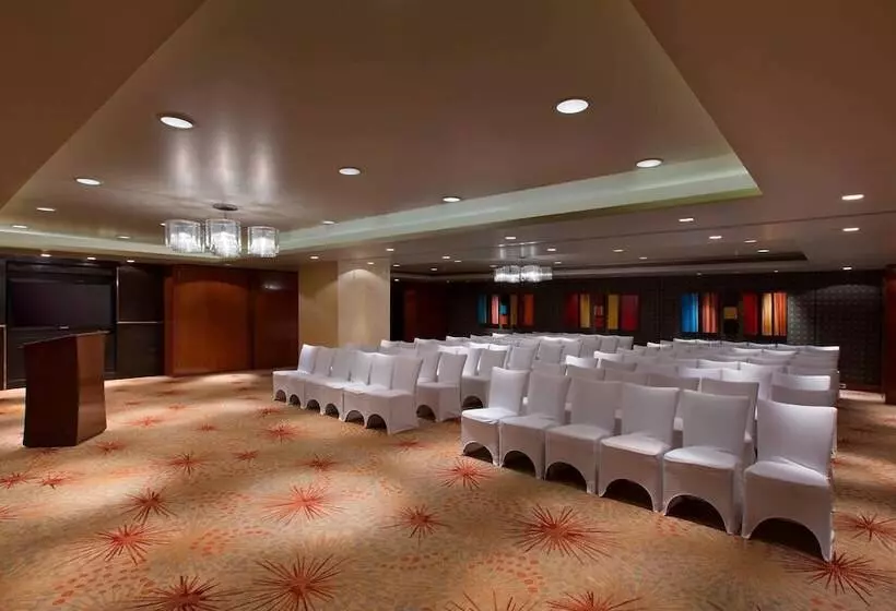 Fotos del hotel Sheraton Grand Bangalore  At Brigade Gateway:  14