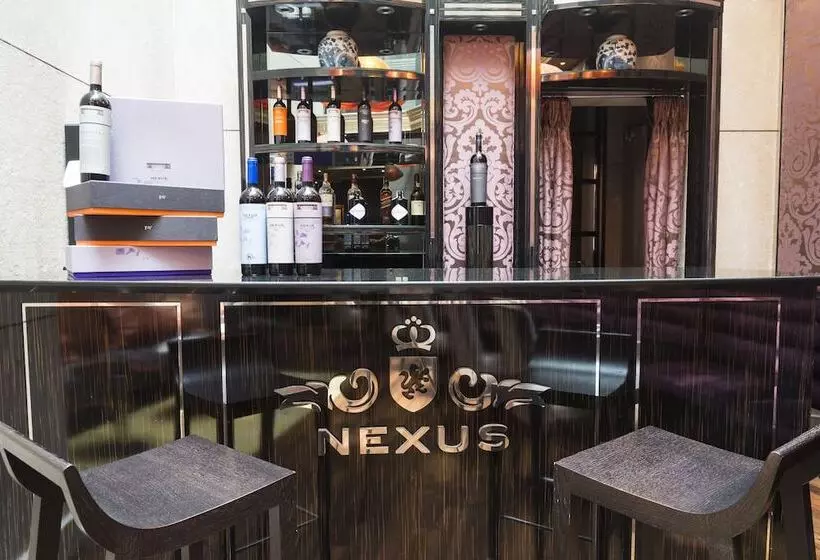 Fotos del hotel Nexus Valladolid Suites &:  4