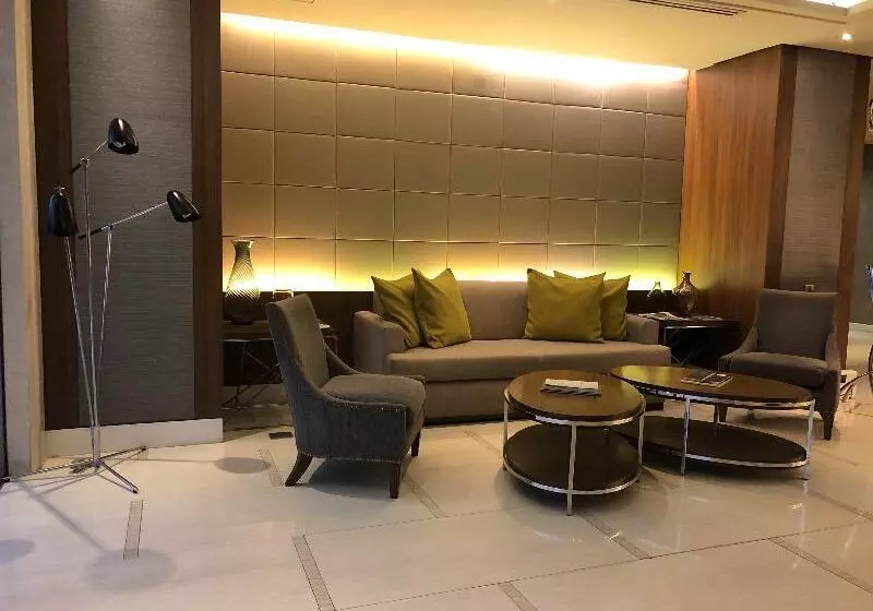 Benilde Maison De La Salle