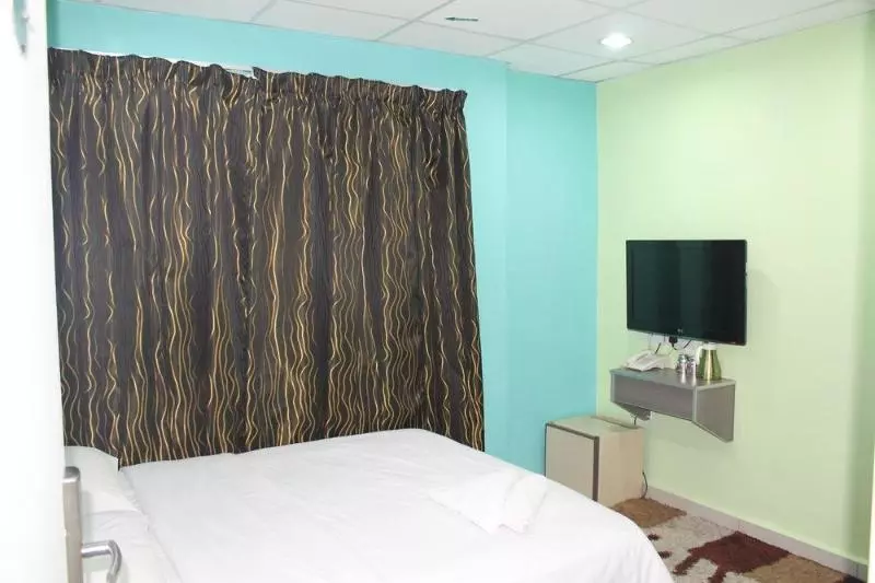 Fotos del hotel Lacomme Inn:  2