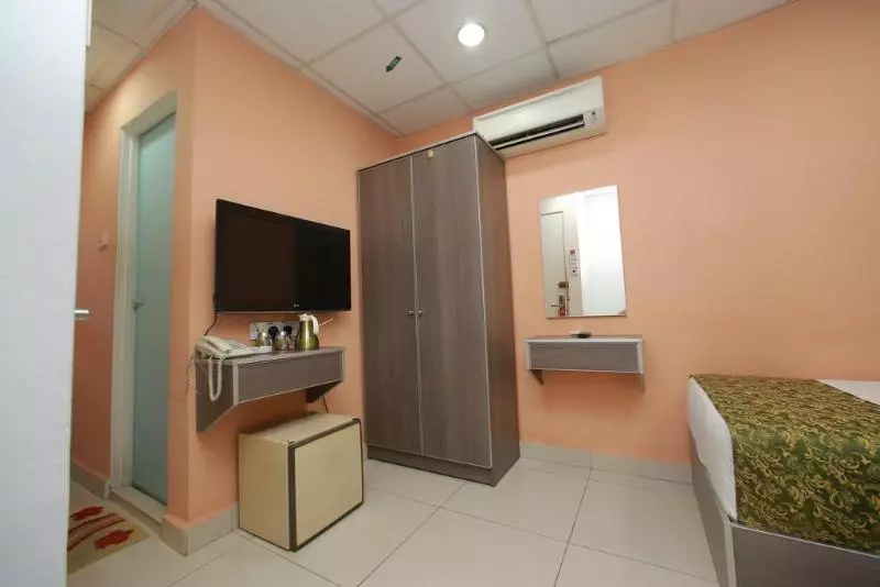 Fotos del hotel Lacomme Inn:  19