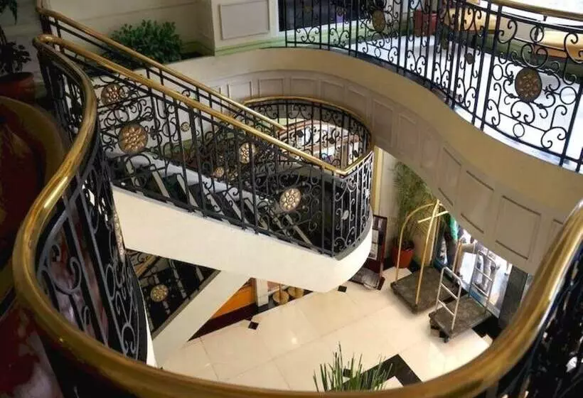 Fotos del hotel Tiara Oriental:  13