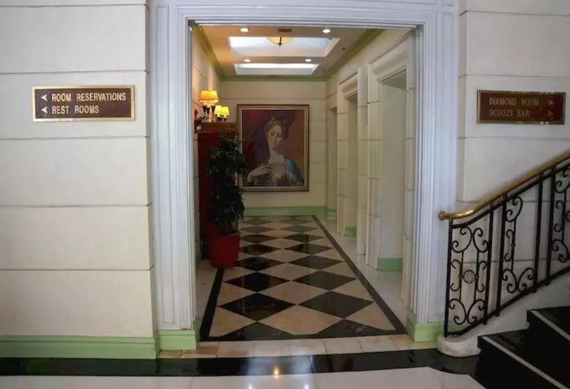 Fotos del hotel Tiara Oriental:  2