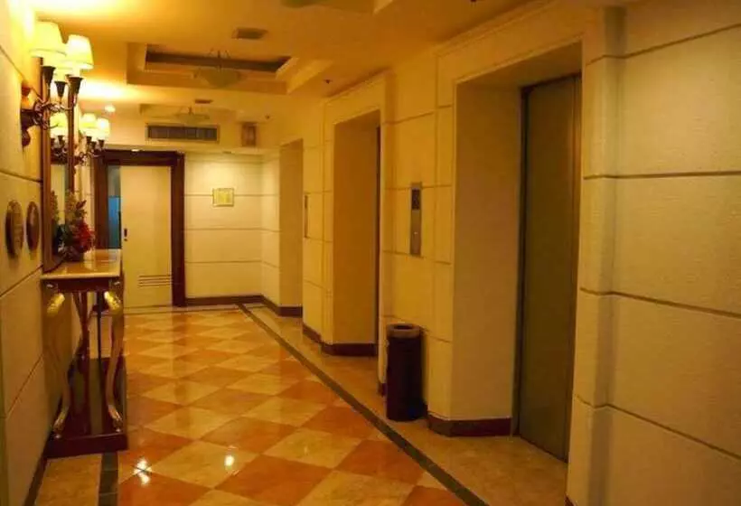 Fotos del hotel Tiara Oriental:  8