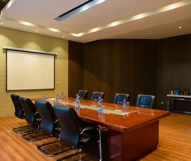 Fotos del hotel Swiss Lenana Mount:  19