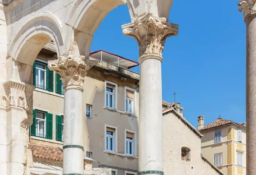 Fotos del hotel Sirius Luxury Rooms:  13