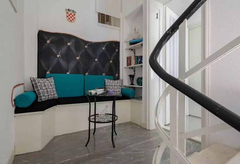 Fotos del hotel Sirius Luxury Rooms:  3