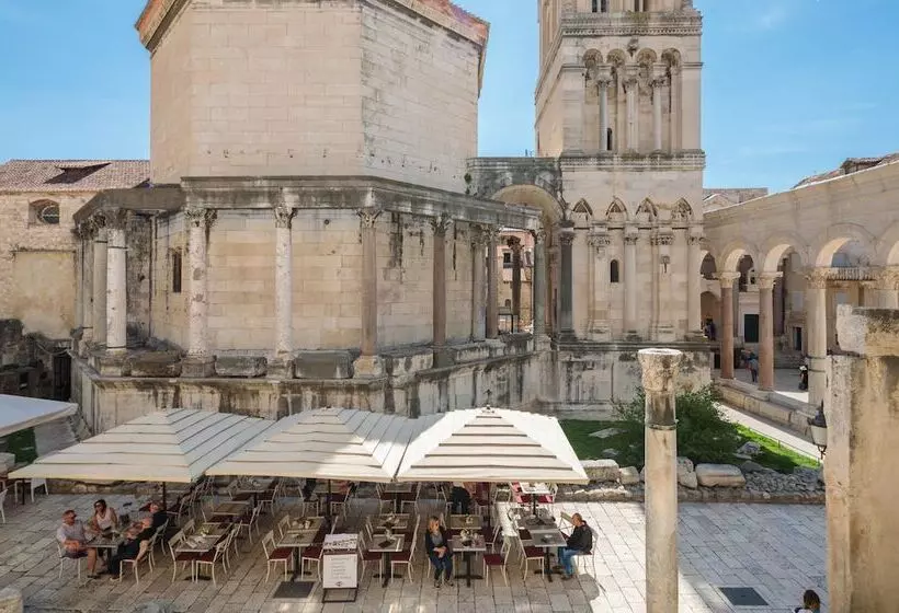 Fotos del hotel Sirius Luxury Rooms:  4