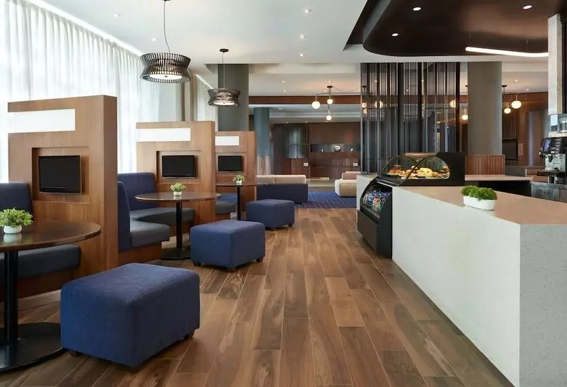 Fotos del hotel Courtyard By Marriott Calgary Airport:  3