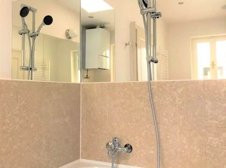 Fotos del hotel Small Luxury Palace Residence:  4