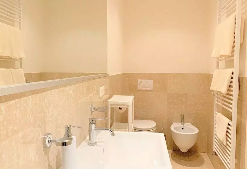 Fotos del hotel Small Luxury Palace Residence:  7