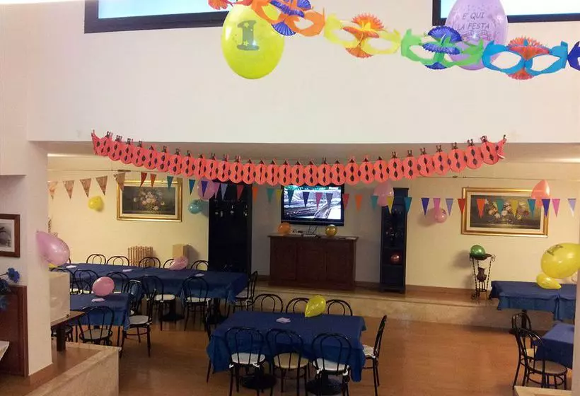 Fotos del hotel Octavia:  2