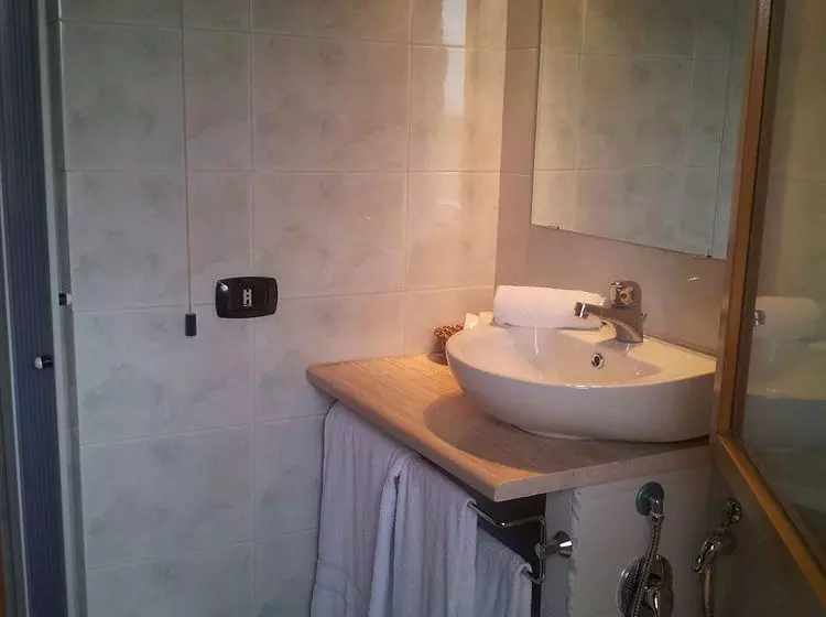 Fotos del hotel Octavia:  14