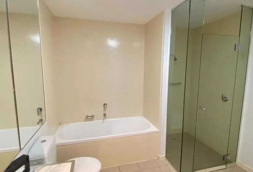 Fotos del hotel Akom At Docklands:  11