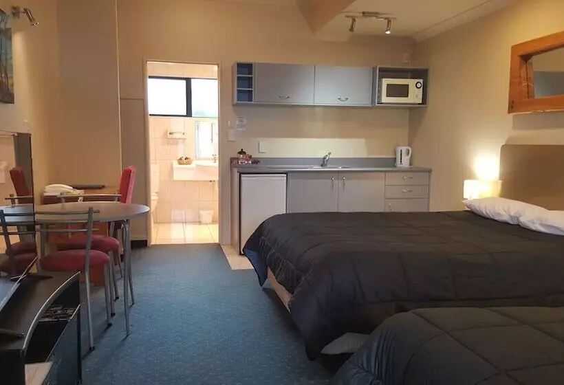 Fotos del hotel At The Rocks Motor Lodge:  14