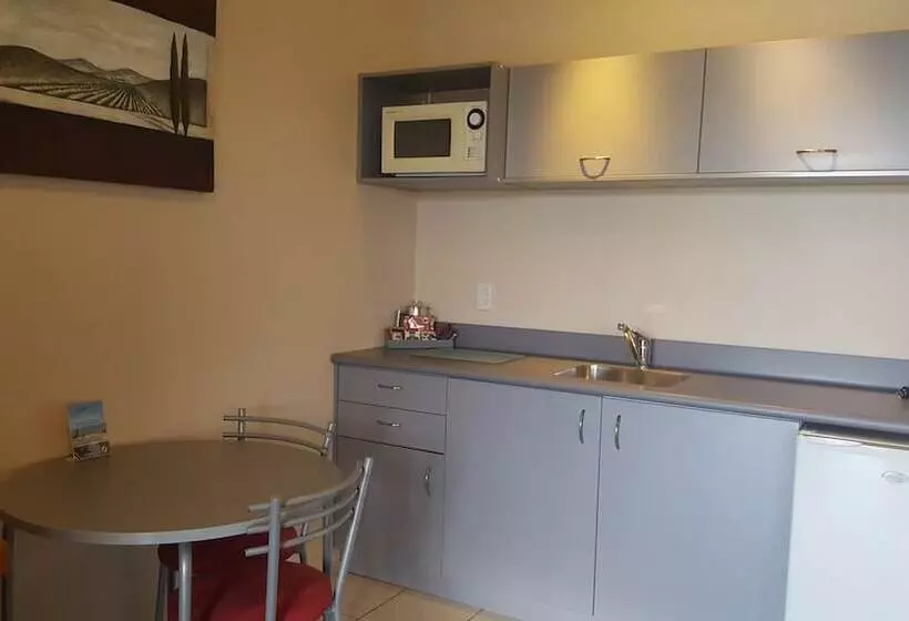 Fotos del hotel At The Rocks Motor Lodge:  10