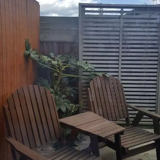 Fotos del hotel At The Rocks Motor Lodge:  3