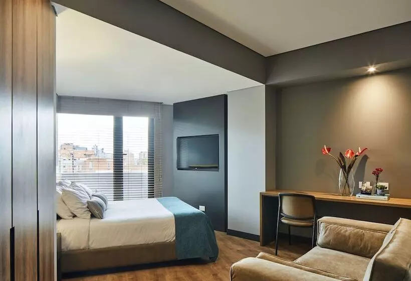 Fotos del hotel Nico Apartasuites:  12