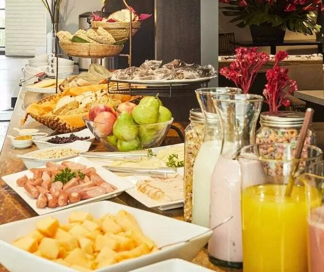 Fotos del hotel Nico Apartasuites:  3