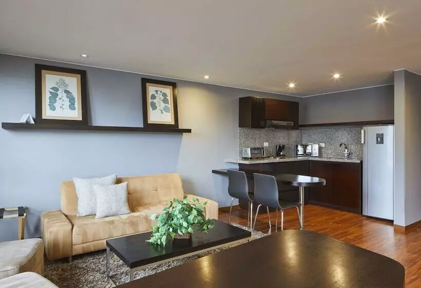 Fotos del hotel Nico Apartasuites:  20