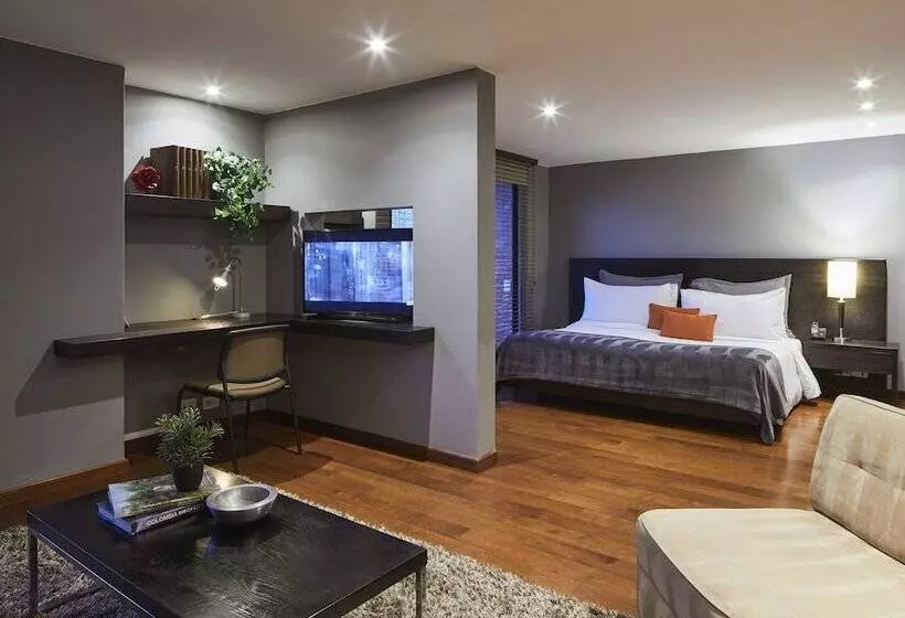 Fotos del hotel Nico Apartasuites:  18