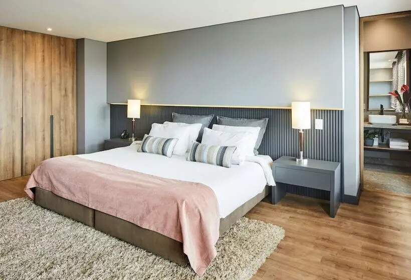 Fotos del hotel Nico Apartasuites:  1