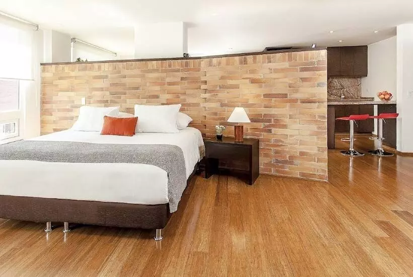 Fotos del hotel Nico Apartasuites:  16